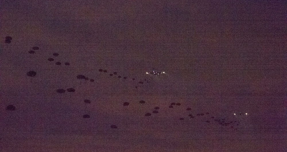 Army, Air Force participate in JOAX 16-5 Large Package Week