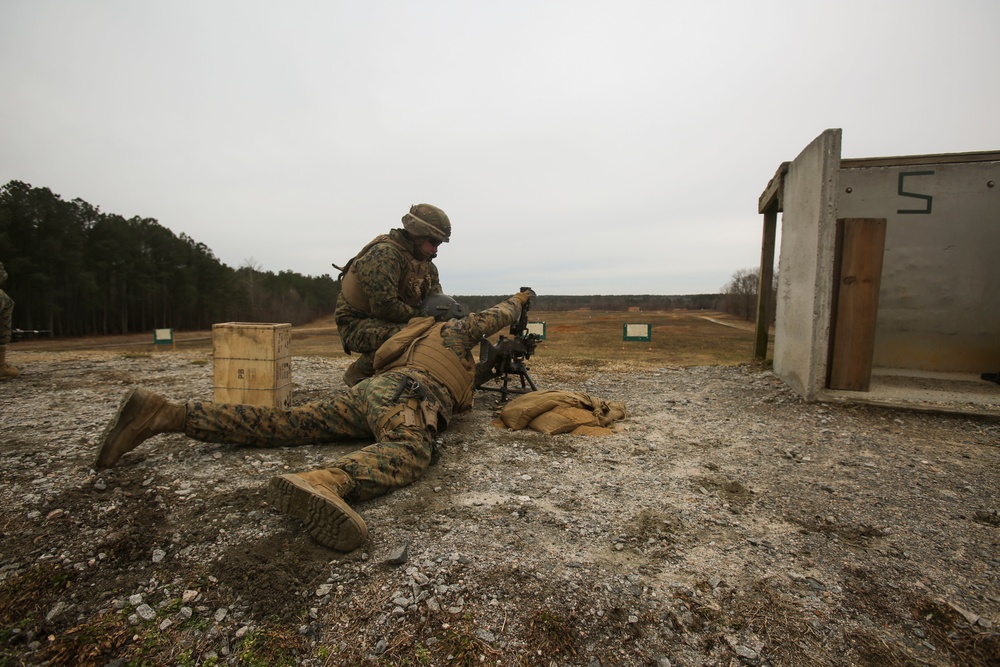2nd LAR conducts live-fire training