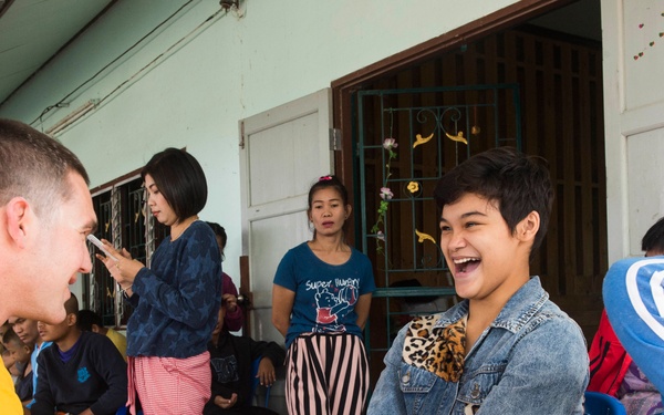 Ashland Sailors volunteer with special needs children