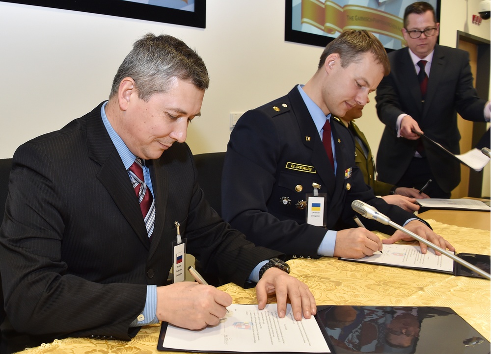 Seminar on Regional Security Studies examines Ukraine crisis