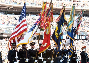 Army ceremonial units bring pomp, precision to Super Bowl 50