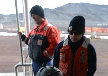 Coast Guard divers aboard Coast Guard Cutter Polar Star assist with Operation Deep Freeze 2016