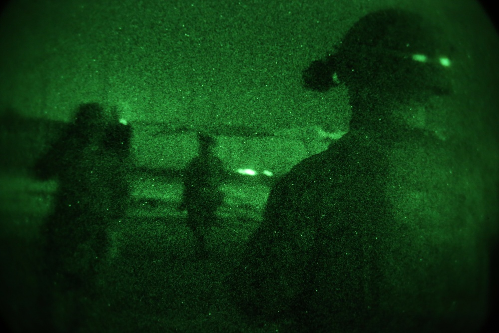 SPMAGTF-CR-AF conducts embassy reinforcement exercise