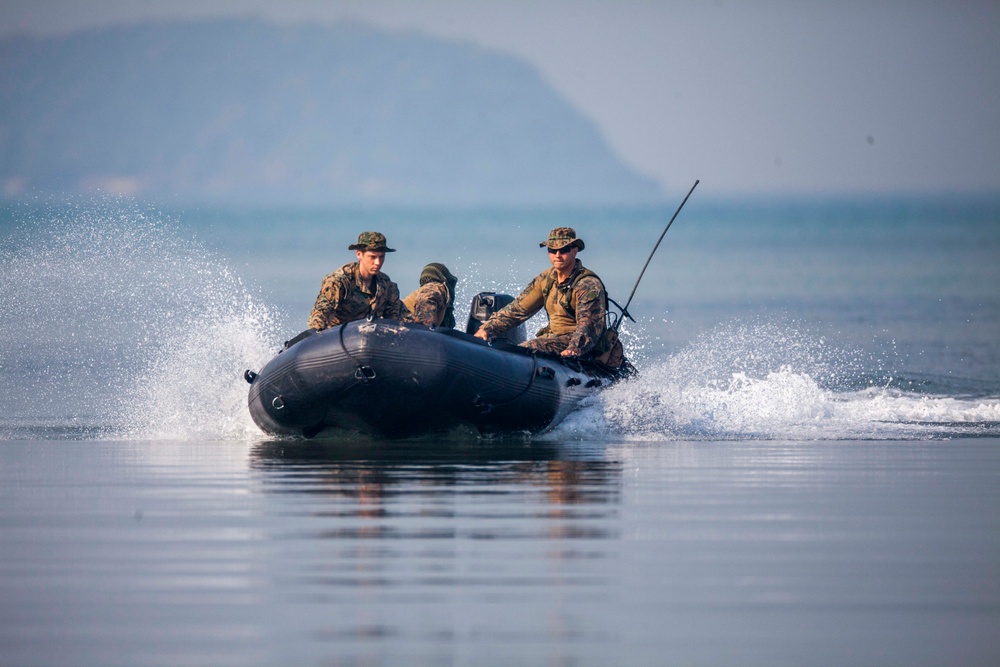 U.S., Thai and Republic of Korea Marines Helocast during Cobra Gold 16