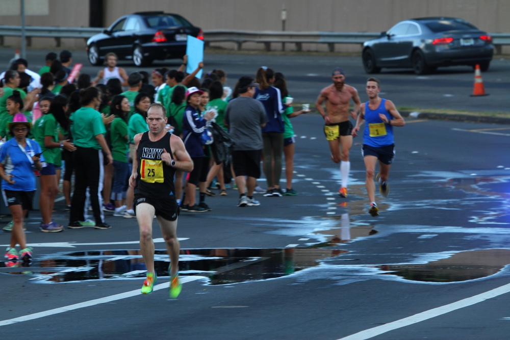 Marines run in memory of fallen Marines