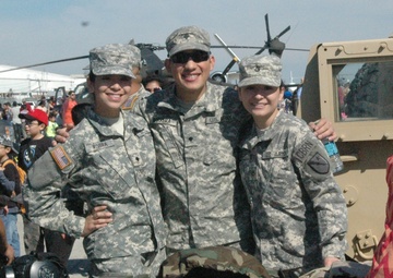 Texas Guardsmen support Washington's birthday celebration