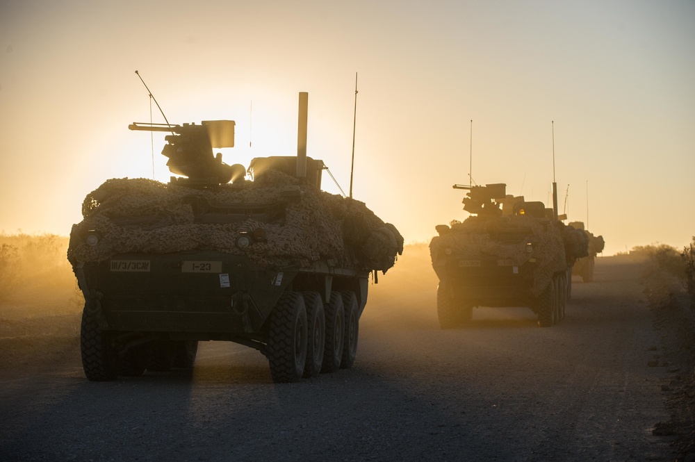 Strykers move in convoy