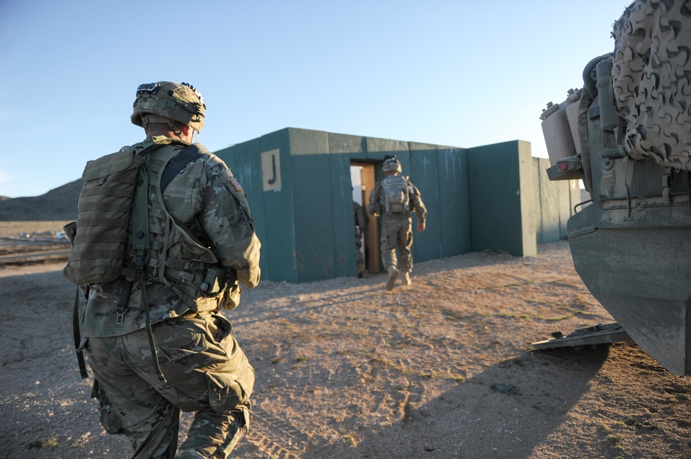 Brave Rifles Soldiers evacuate casualty