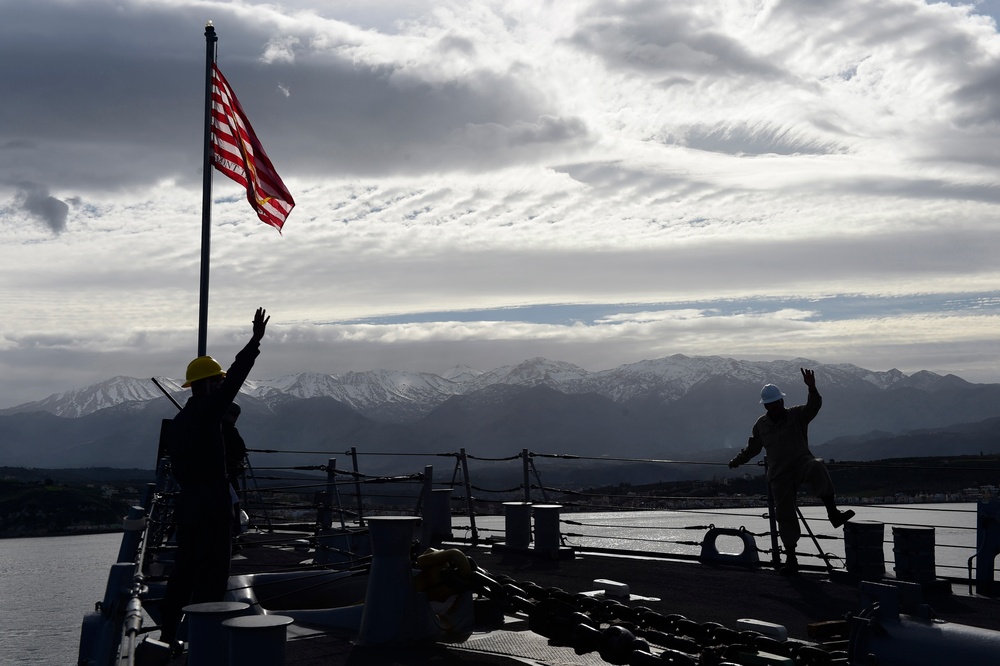 USS Carney operations