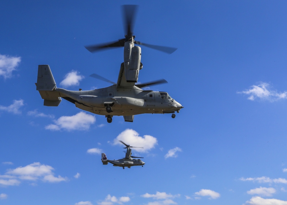 VMM-365 Marines take to the sky