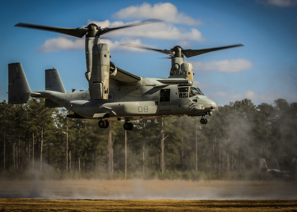 VMM-365 Marines take to the sky