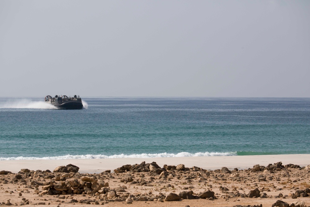 26th MEU Marines conduct amphibious landing during training exercise