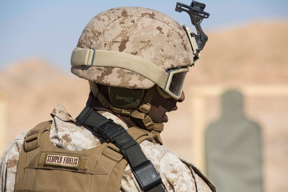 CLB-26, LAAD, and LE Marines conduct combat marksmanship drills during training exercise