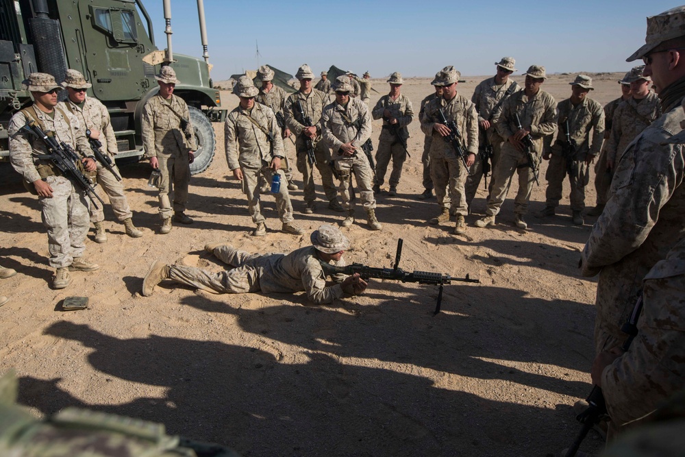 26th MEU Marines conduct machine gun range during training exercise