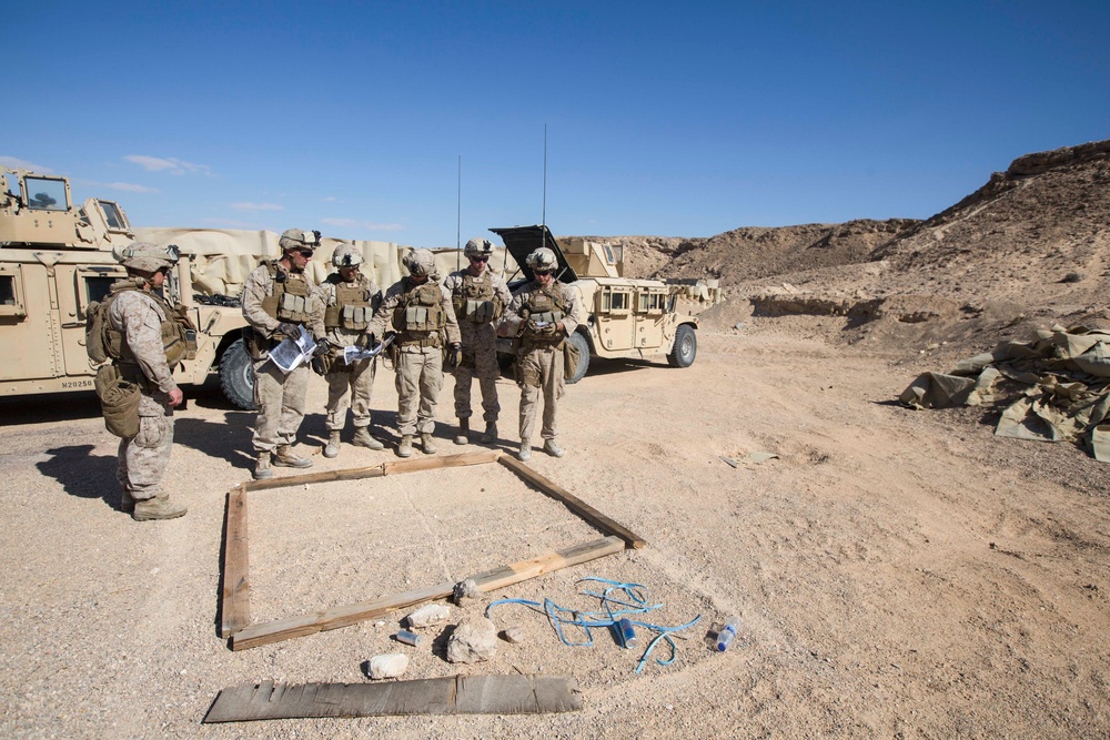 26th MEU LE Marines conduct convoy training while deployed to 5th Fleet area of operation