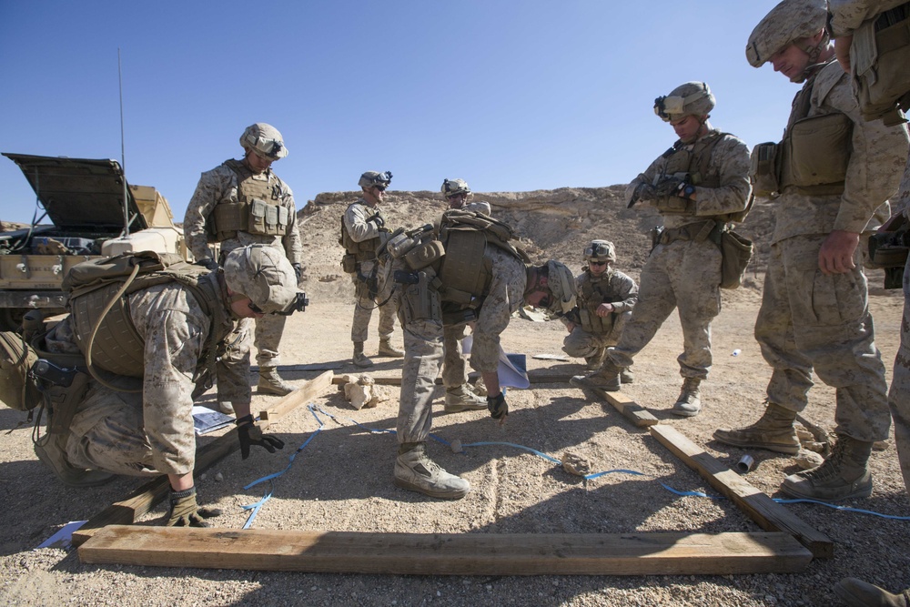 26th MEU LE Marines conduct convoy training while deployed to 5th Fleet area of operation