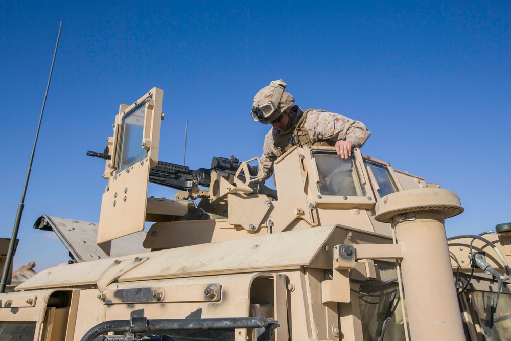 26th MEU LE Marines conduct convoy training while deployed to 5th Fleet area of operation