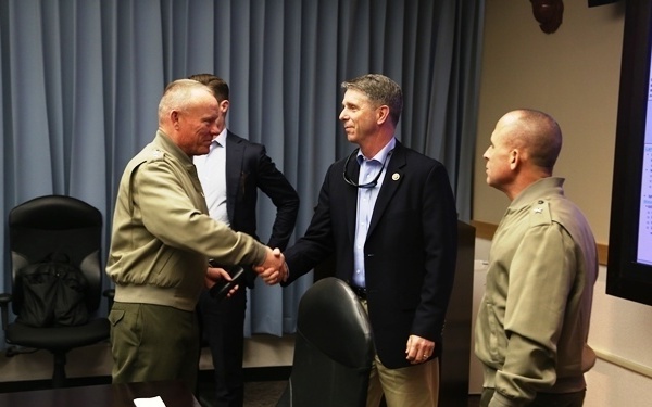 Members of US House of Representatives visit MCAS Futenma