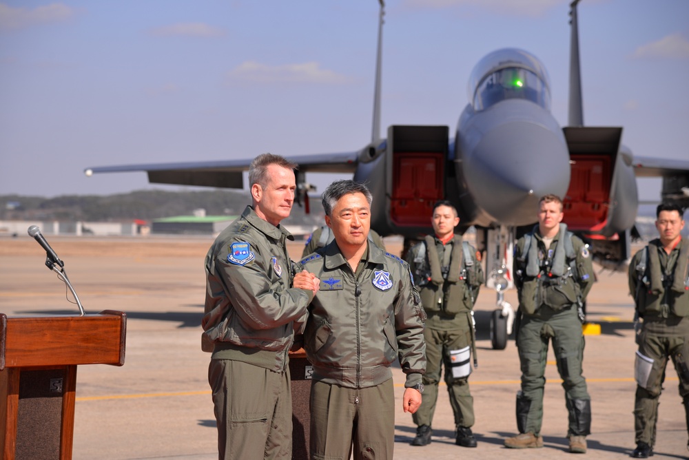 ROK/US fighter aircraft conduct extended deterrence mission