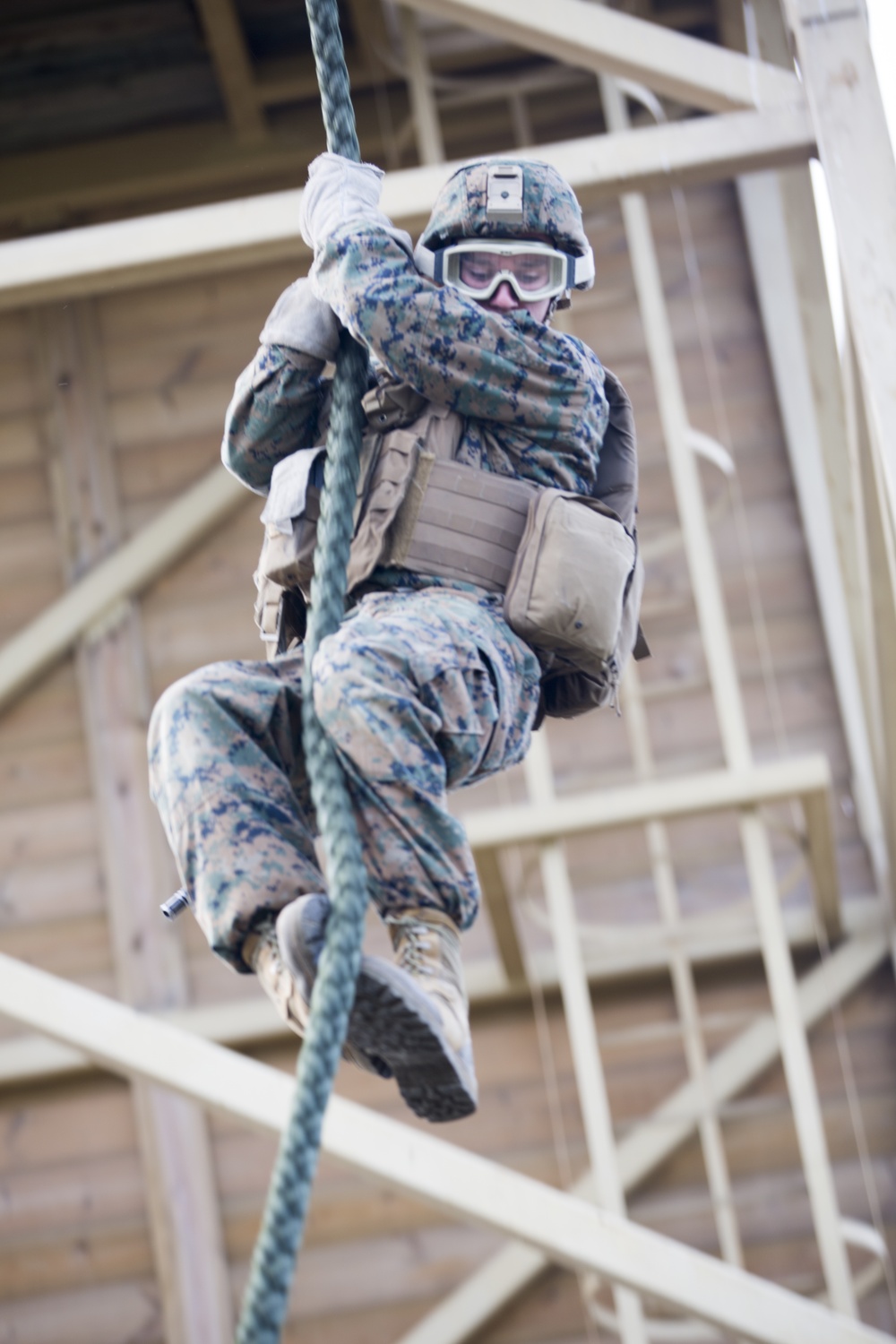 U.S. Marines with Bravo Co. 1/8 practice Fast Rope techniques