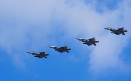 US Air Force F-22 Raptors arrive at Osan AB
