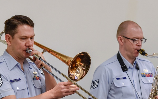 DCPS teachers train with USAF Band