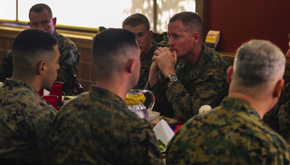 MCI West Commanding General Visits with Marines of MCAS Yuma
