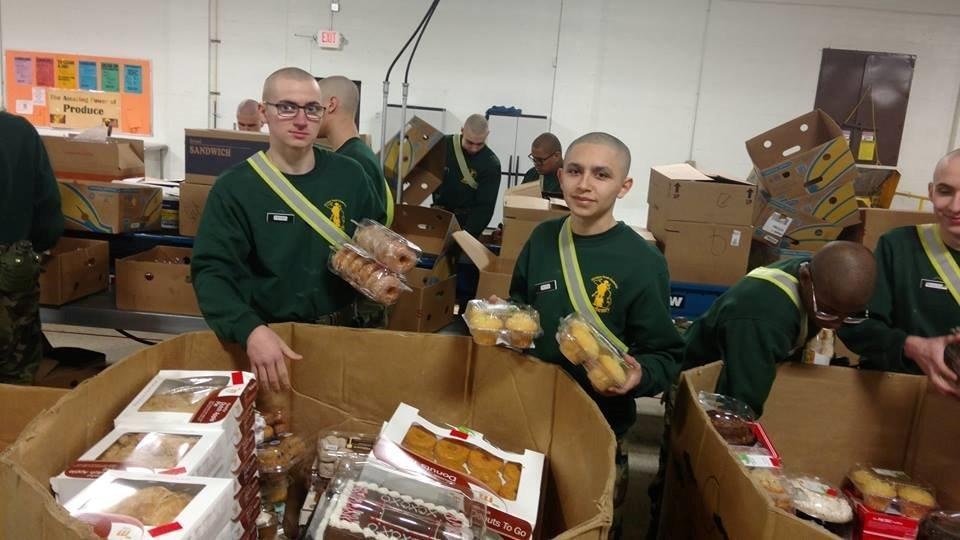 Michigan Youth Challenge cadets help Flint food bank