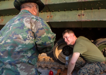 31st MEU Mechanics Keep Green Machine Afloat