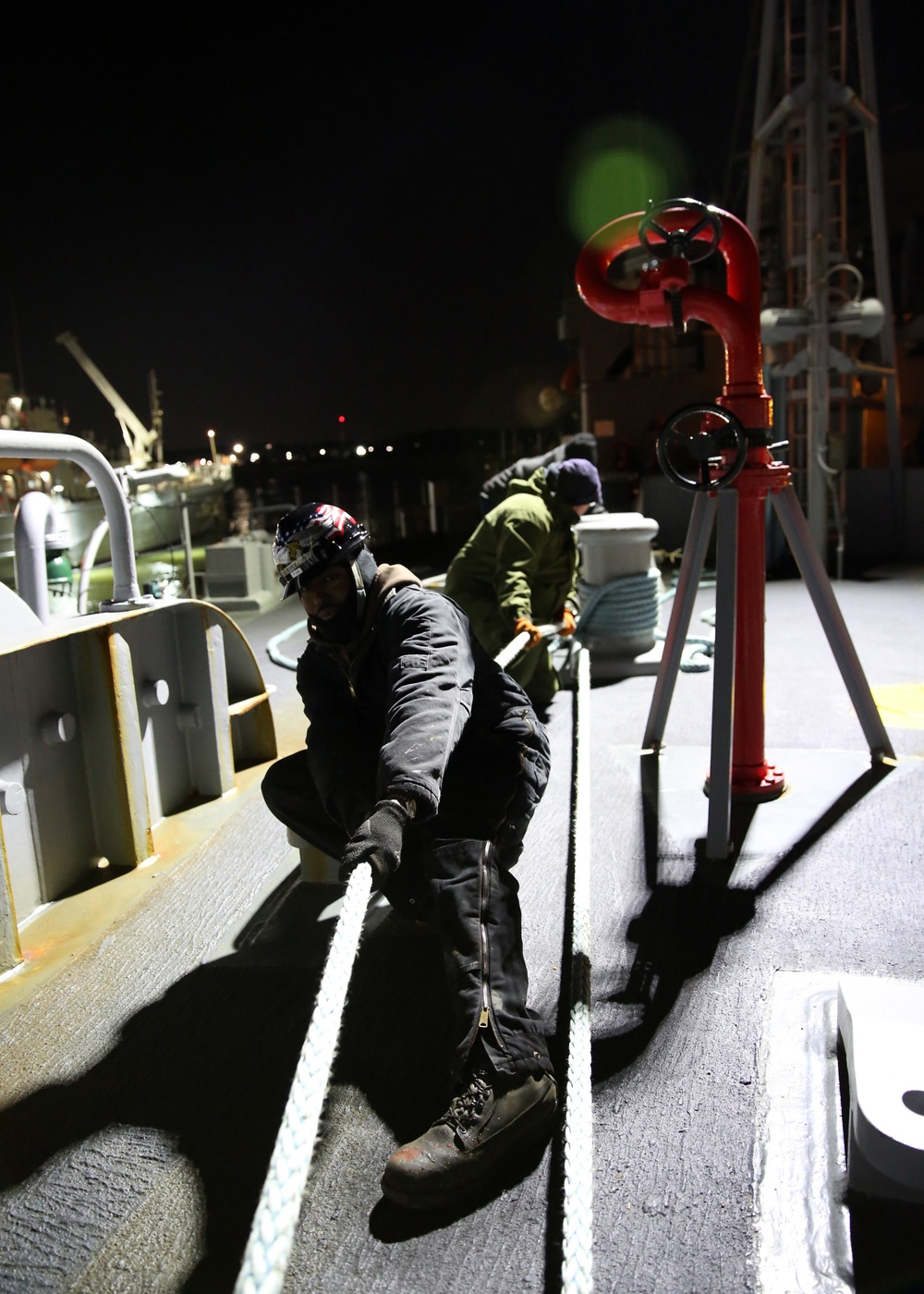 USNS Grapple action