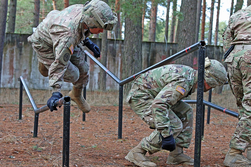 Cavalry troopers learn the ropes