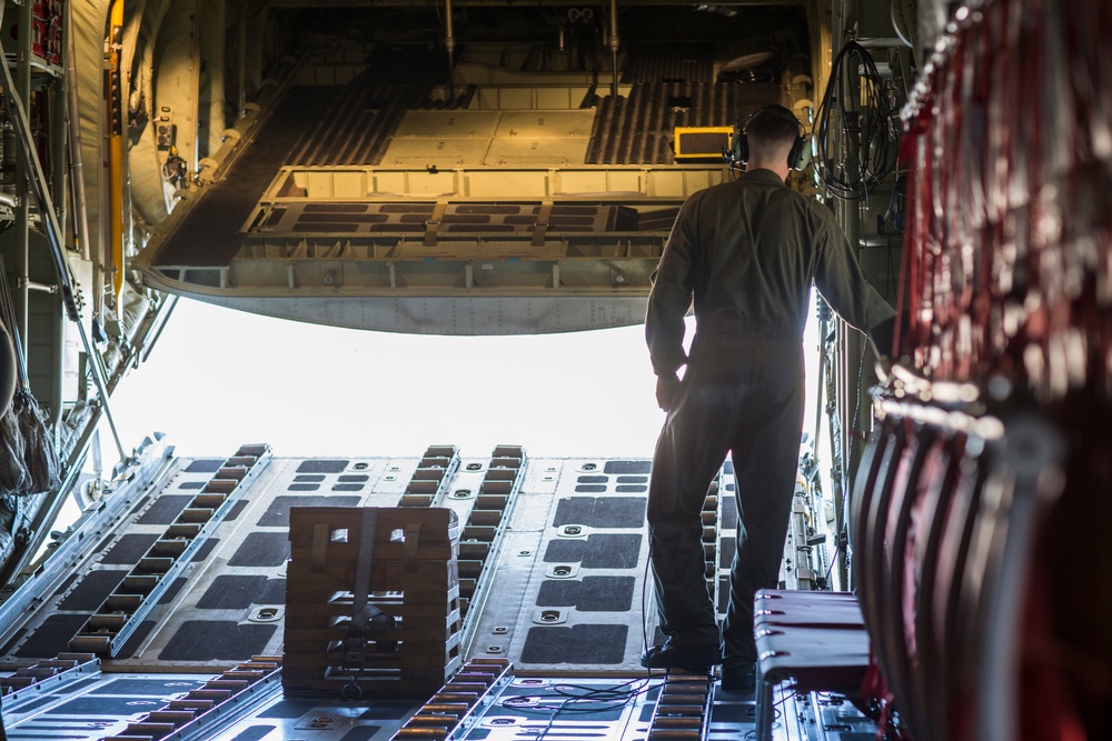 VMGR-252 conducts Aerial Refuel Training
