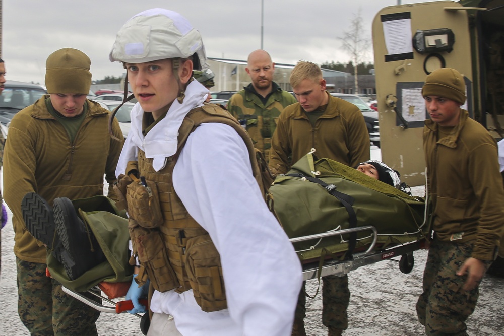 US Shock Trauma Squad simulates combat medical care with Norwegian Army