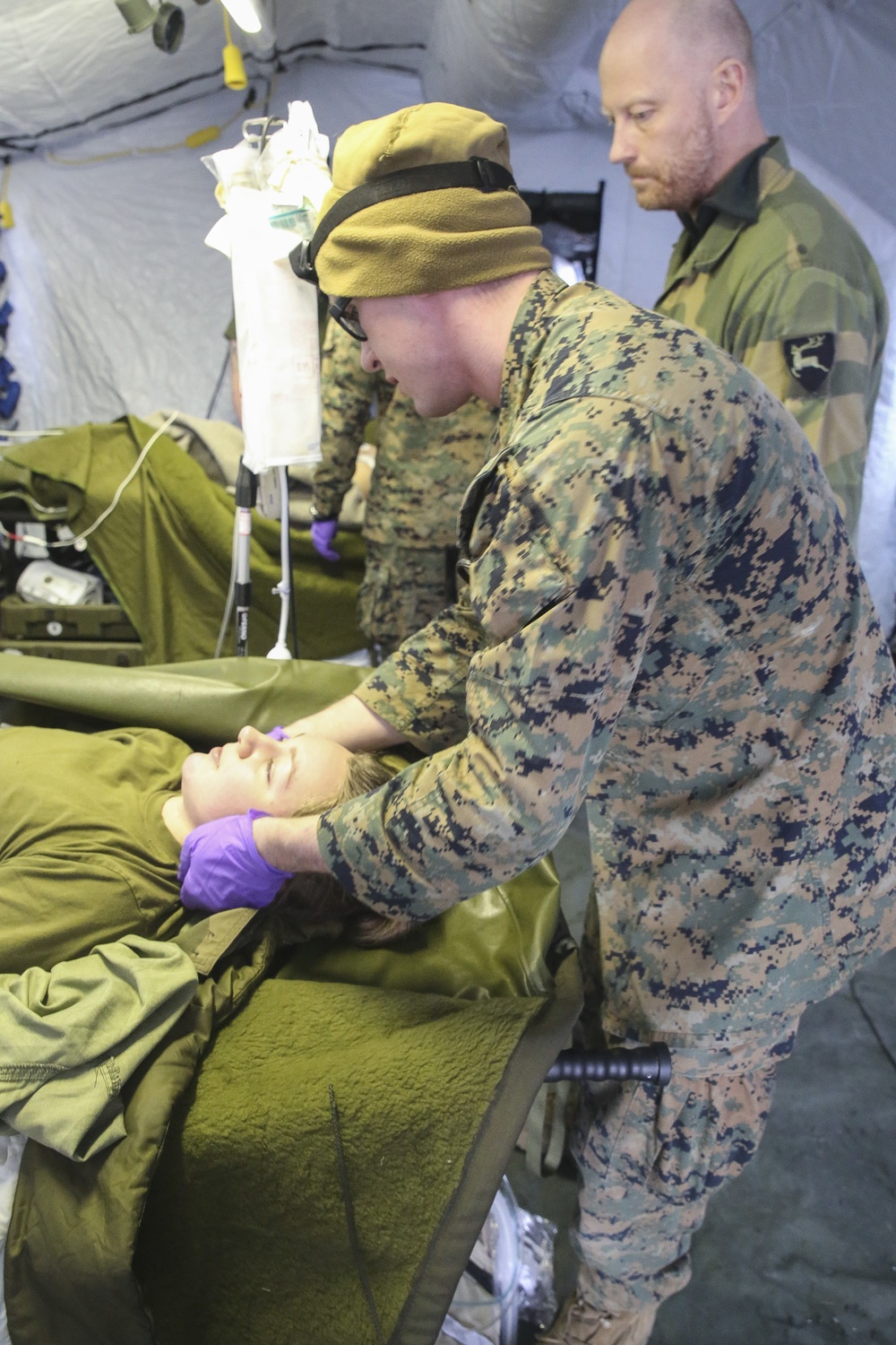 US Shock Trauma Squad simulates combat medical care with Norwegian Army