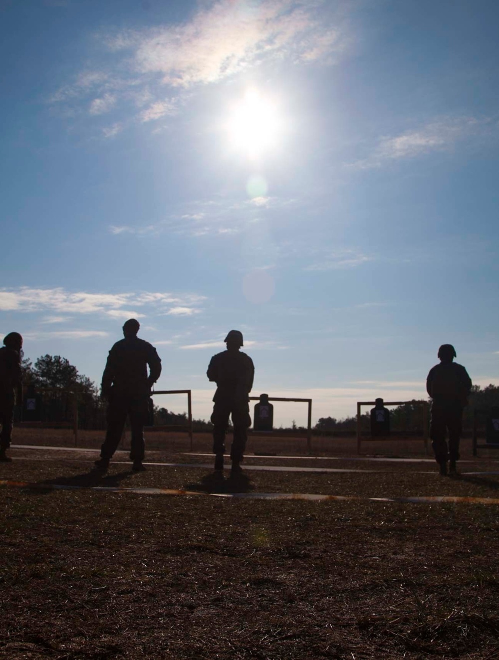 FET Team Leads Combat Marksmanship for 22nd MEU
