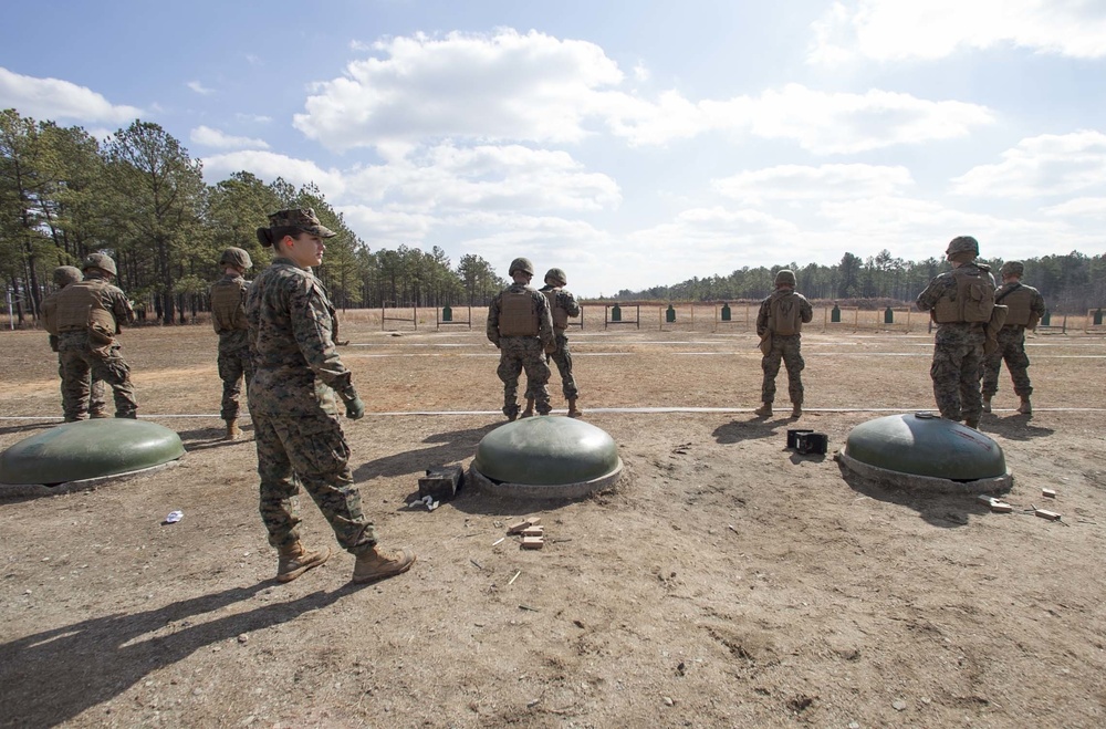 FET Team Leads Combat Marksmanship for 22nd MEU