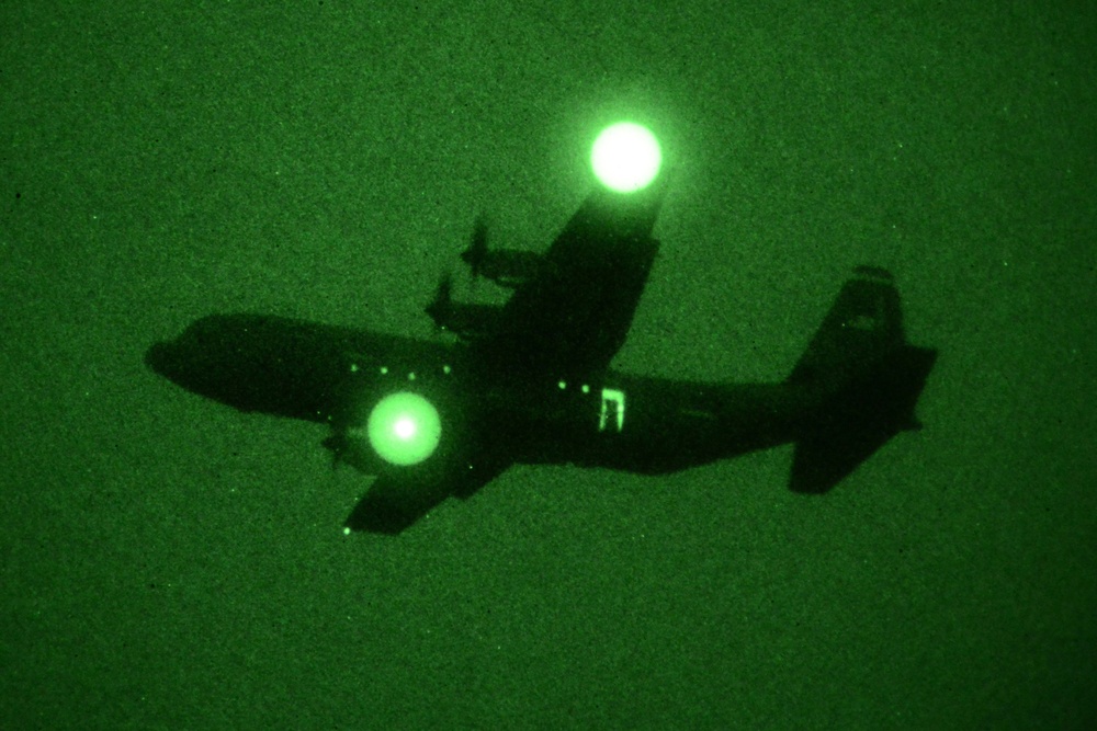 Night airborne operation Feb. 16, 2016