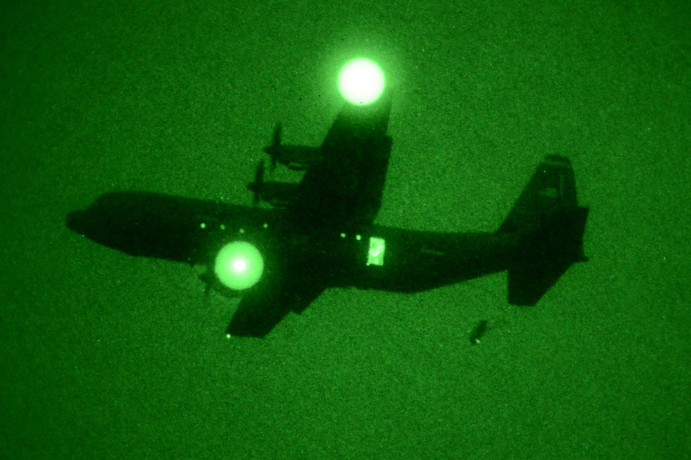 Night airborne operation Feb. 16, 2016