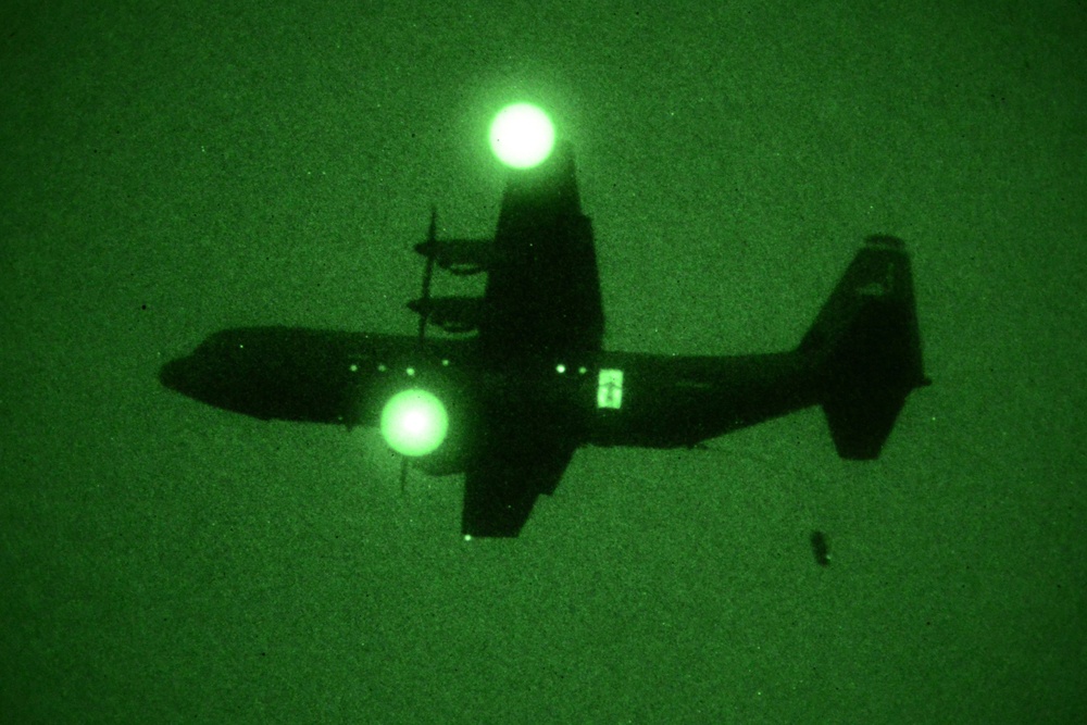 Night airborne operation Feb. 16, 2016