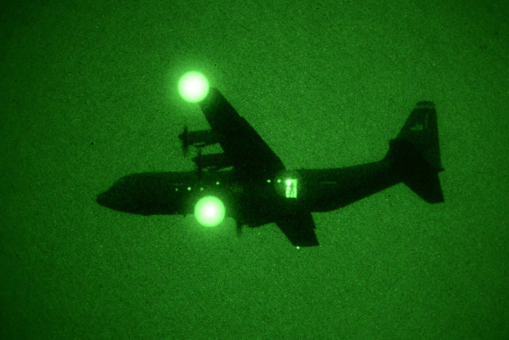 Night airborne operation Feb. 16, 2016