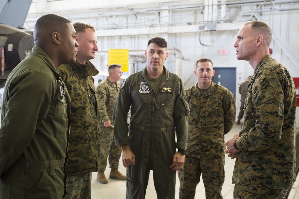 DVIDS - Images - 2nd MAW Commanding General Visits MCAS Beaufort [Image ...