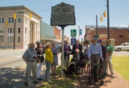 General’s hometown pays tribute with historic marker