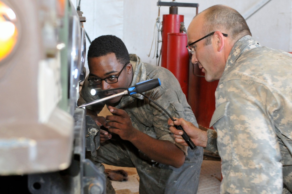 Soldiers train for teamwork, readiness at the Intermediate Staging Base