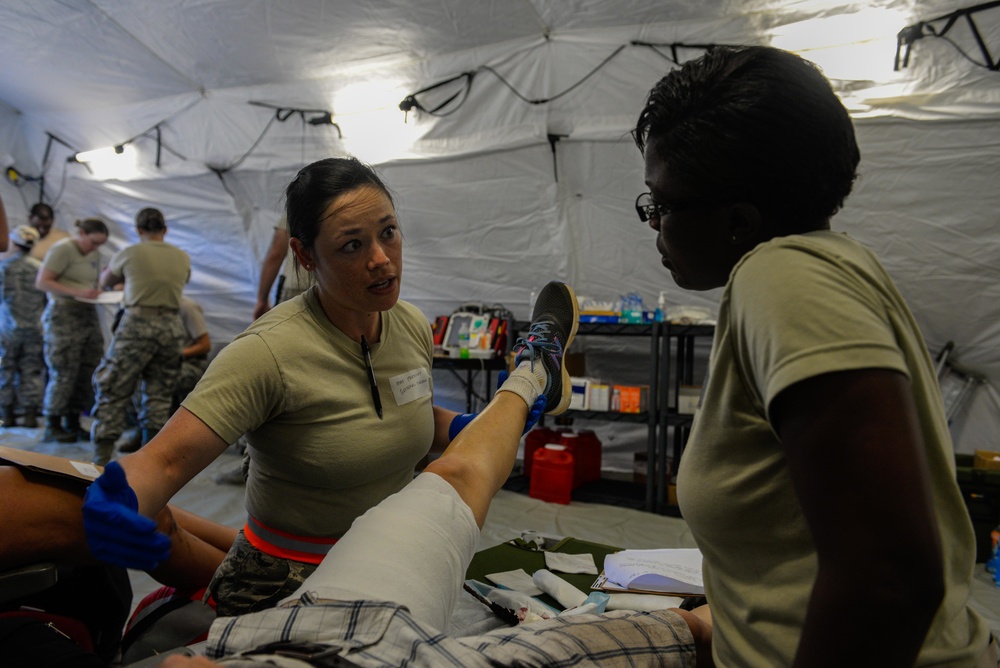 International medical team conducts aeromedical evacuation exercise during Cope North 16