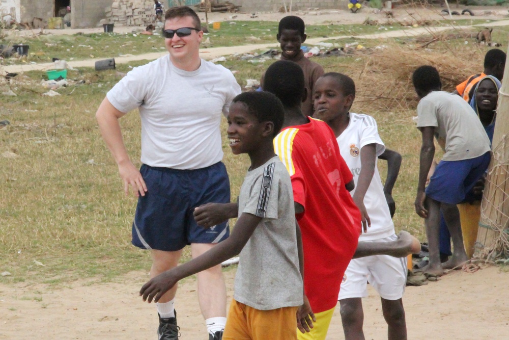 Airman shares love of sports with Senegalese children