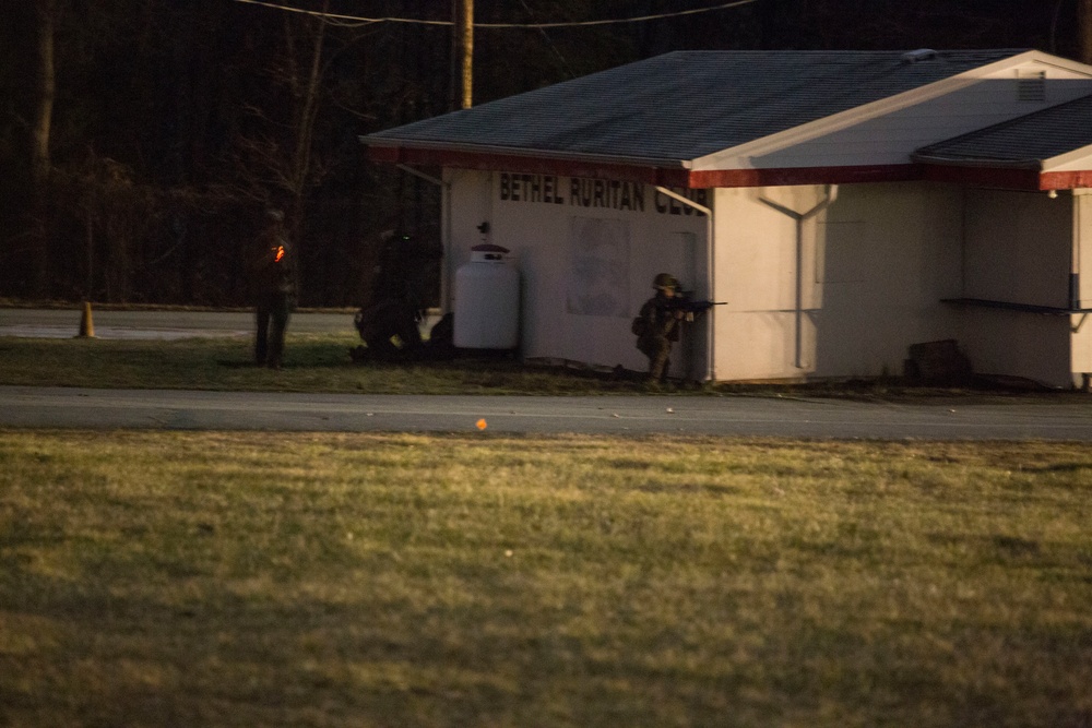 22nd MEU Conducts a Night Raid During Realistic Urban Training