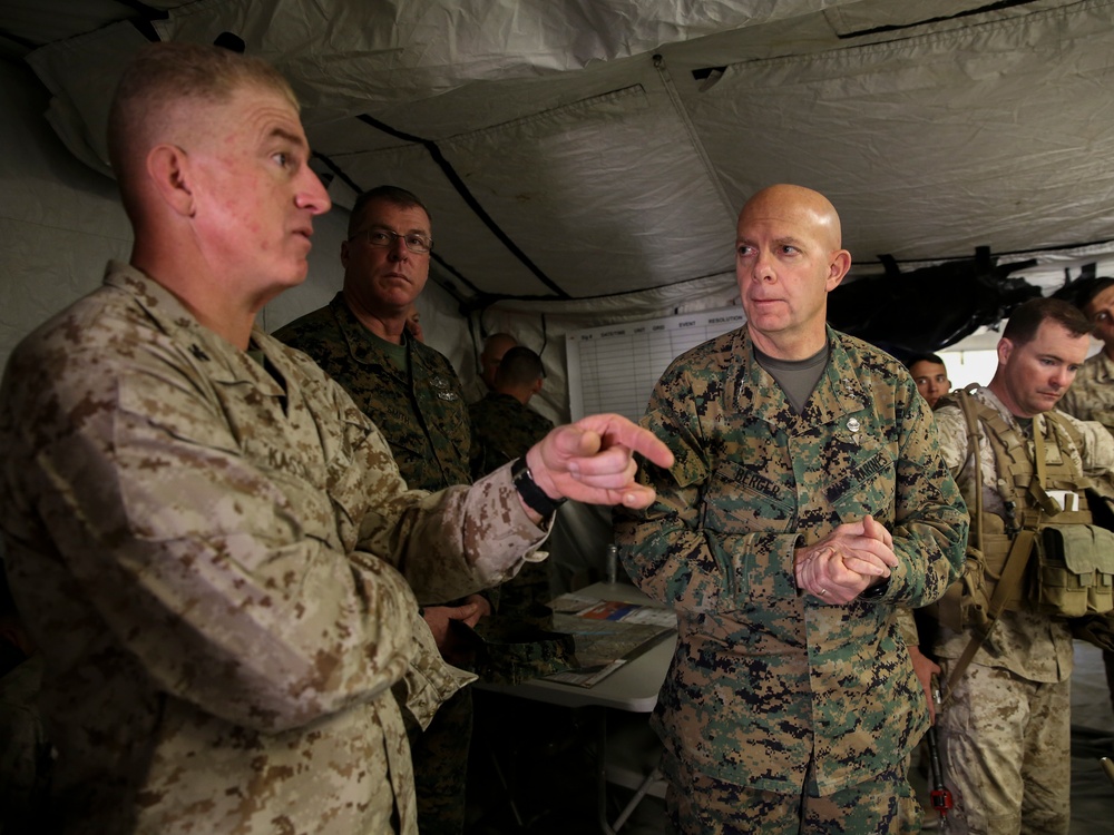 I MEF CG visits ITX 2-16