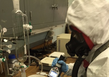 NDT trains at Oak Ridge National Laboratory