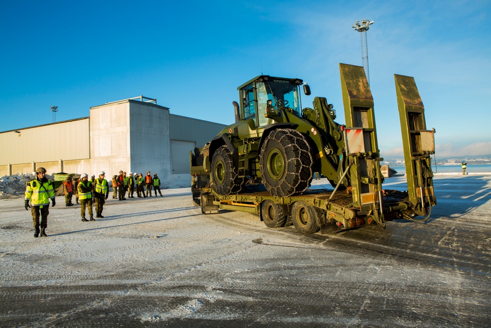 Norwegian port offload