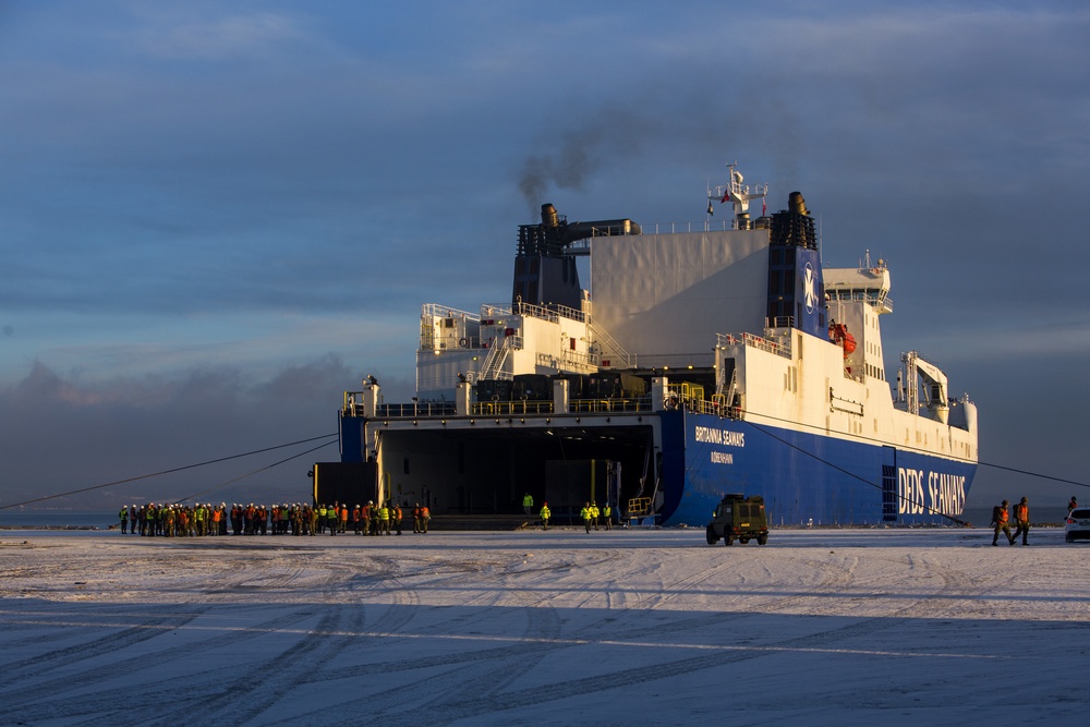 Norwegian port offload